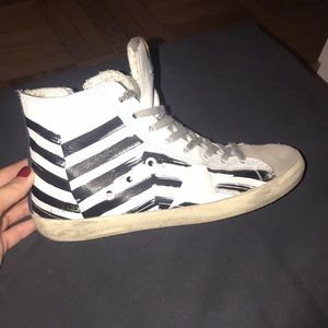 Golden Goose Sneakers